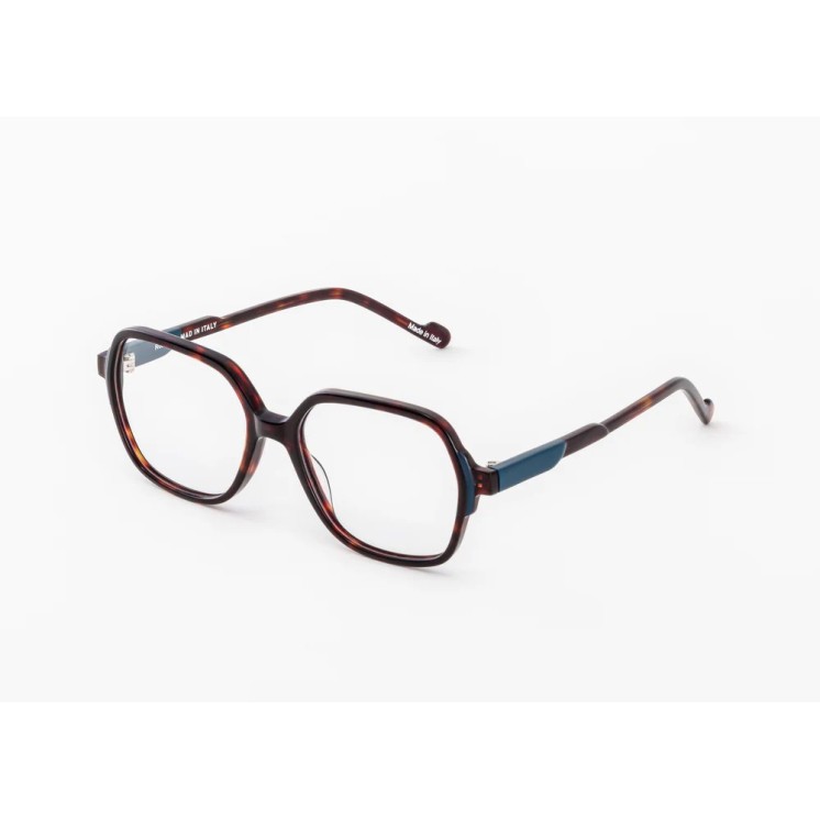 MAD IN ITALY Optical  Italian design and craftsmanship