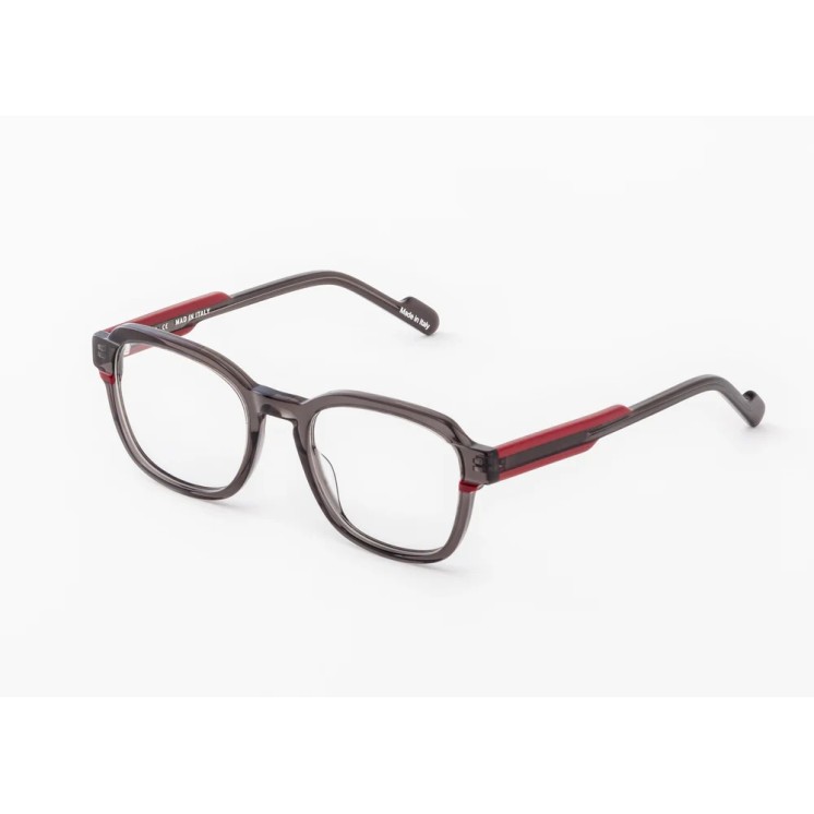 MAD IN ITALY Optical  Italian design and craftsmanship