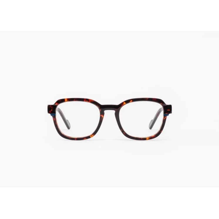 MAD IN ITALY Optical  Italian design and craftsmanship