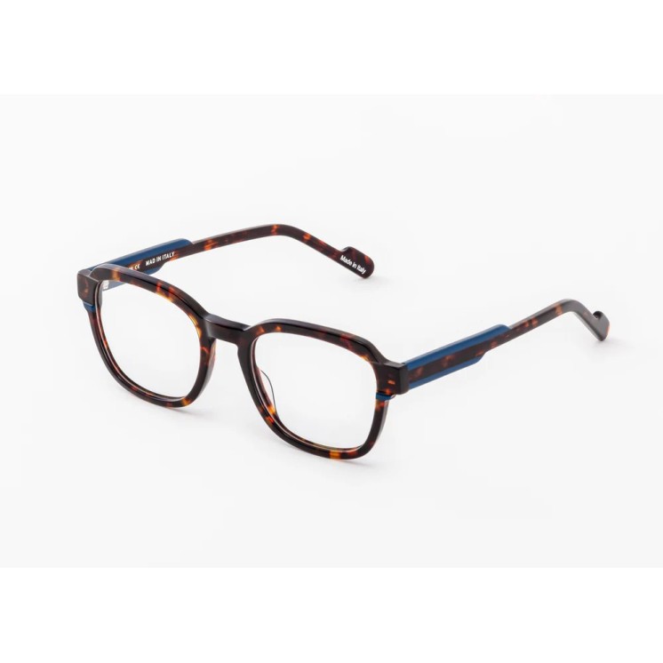 MAD IN ITALY Optical  Italian design and craftsmanship