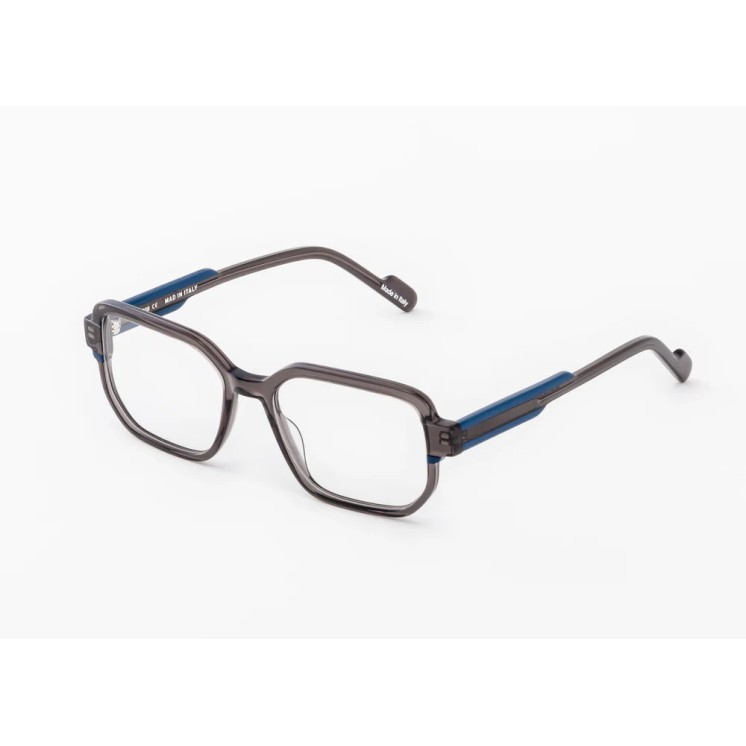 MAD IN ITALY Optical  Italian design and craftsmanship