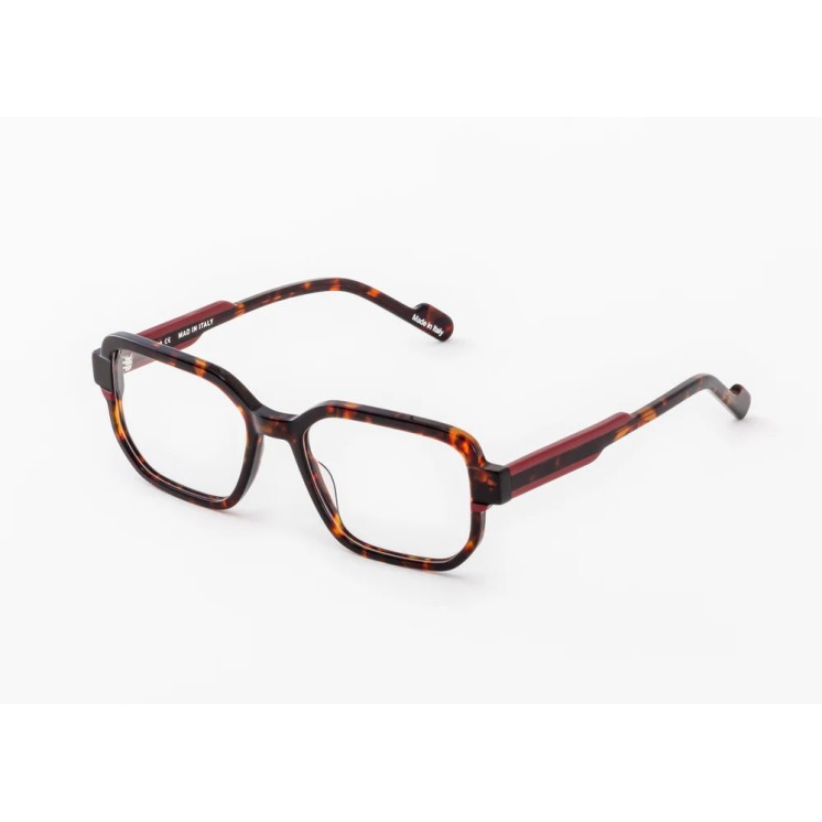 MAD IN ITALY Optical  Italian design and craftsmanship