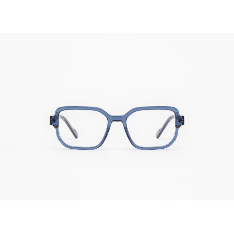 MAD IN ITALY Optical  Italian design and craftsmanship