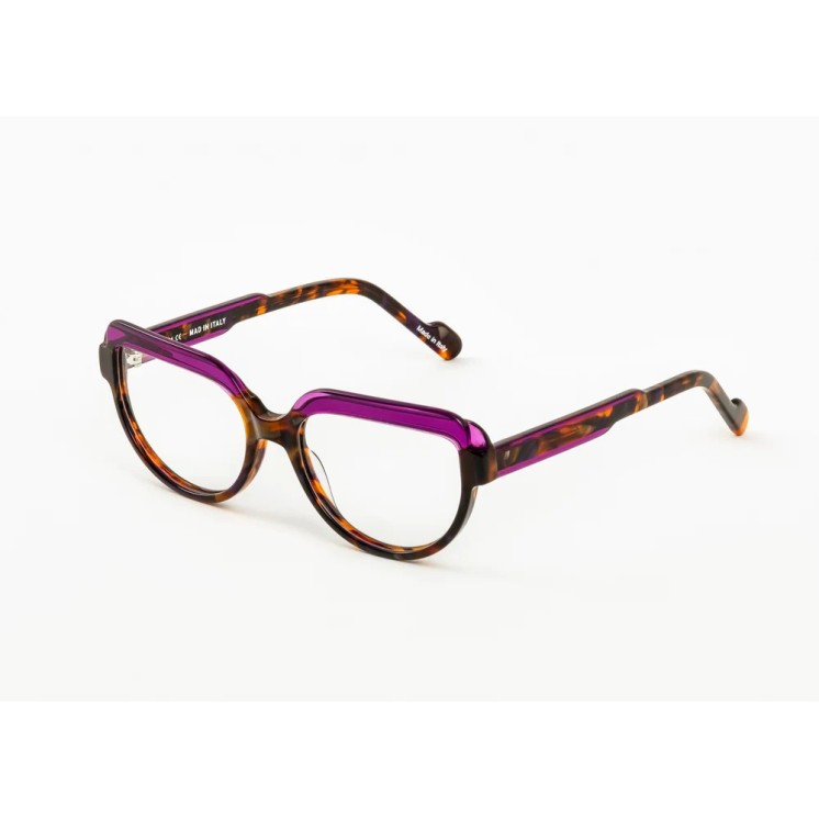 MAD IN ITALY Optical  Italian design and craftsmanship
