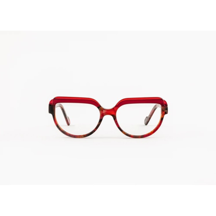 MAD IN ITALY Optical  Italian design and craftsmanship