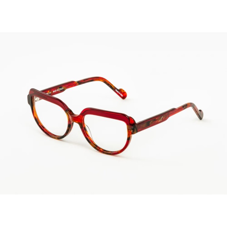 MAD IN ITALY Optical  Italian design and craftsmanship