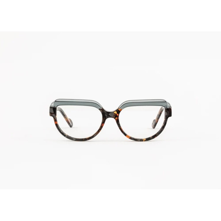 MAD IN ITALY Optical  Italian design and craftsmanship
