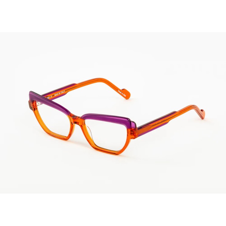 MAD IN ITALY Optical  Italian design and craftsmanship