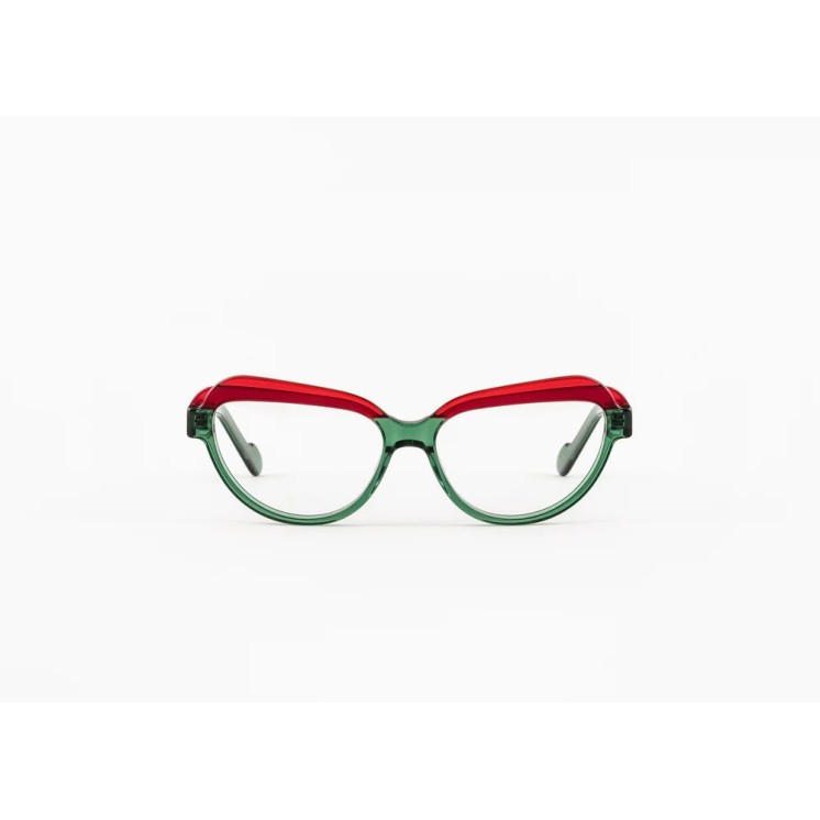 MAD IN ITALY Optical  Italian design and craftsmanship