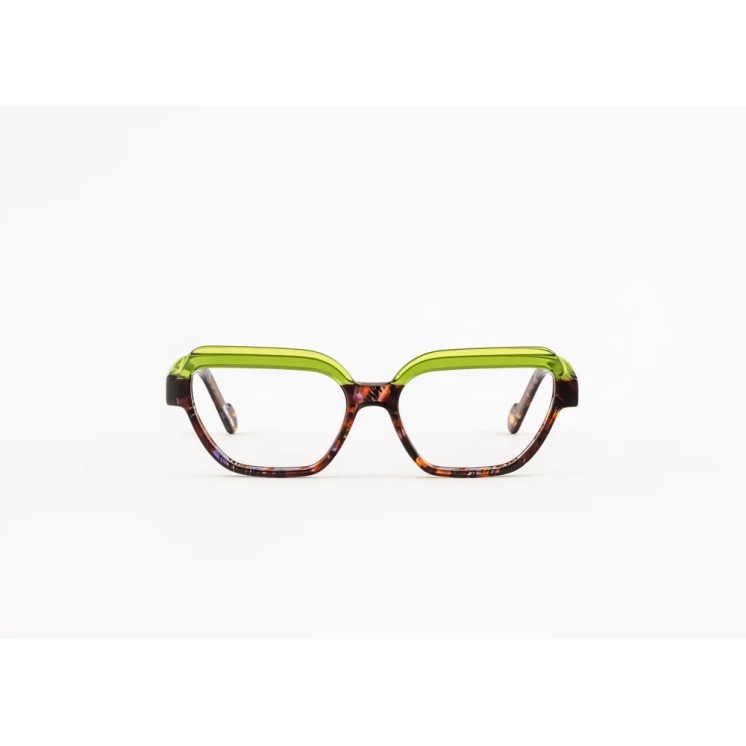 MAD IN ITALY Optical  Italian design and craftsmanship
