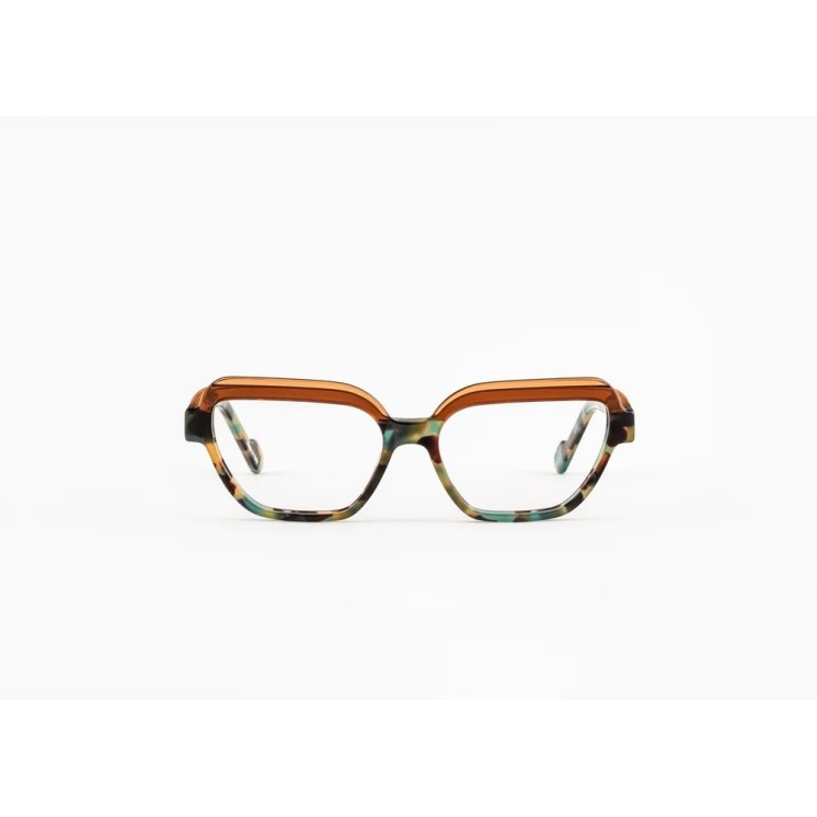 MAD IN ITALY Optical  Italian design and craftsmanship