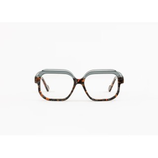 MAD IN ITALY Optical  Italian design and craftsmanship
