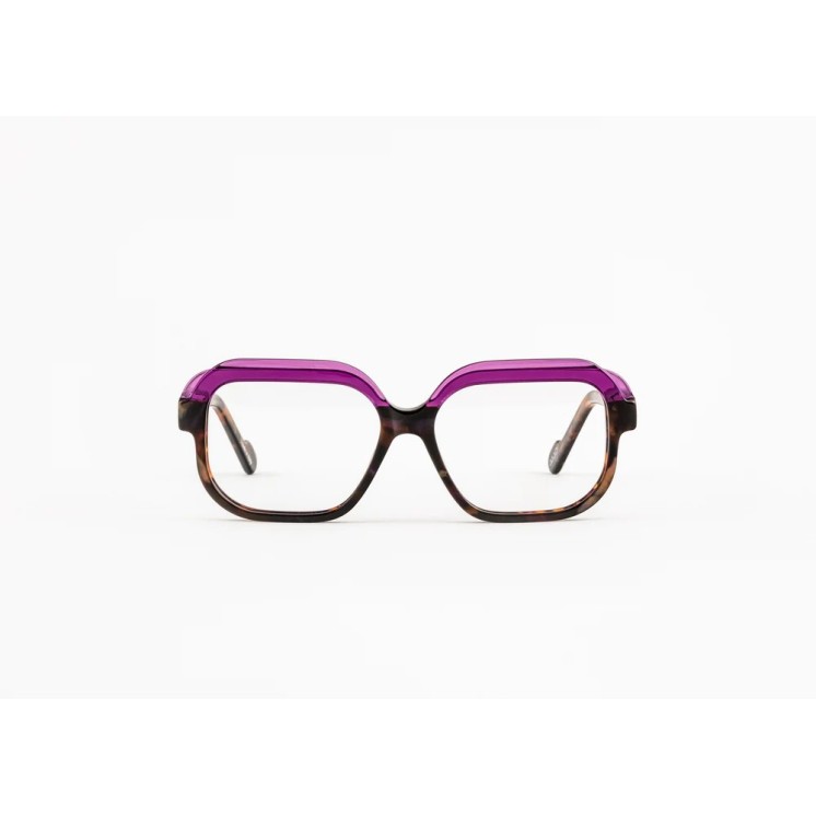 MAD IN ITALY Optical  Italian design and craftsmanship