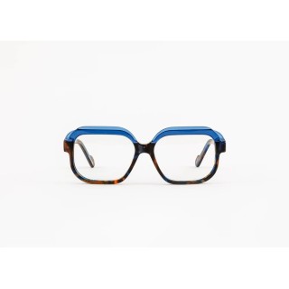 MAD IN ITALY Optical  Italian design and craftsmanship