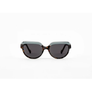 MAD IN ITALY Optical  Italian design and craftsmanship