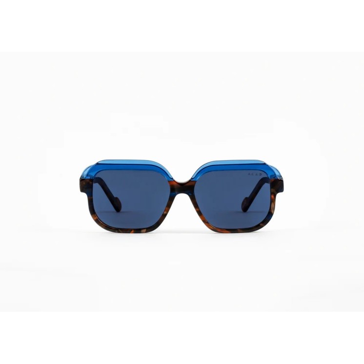 MAD IN ITALY Sunglasses  Italian design and craftsmanship