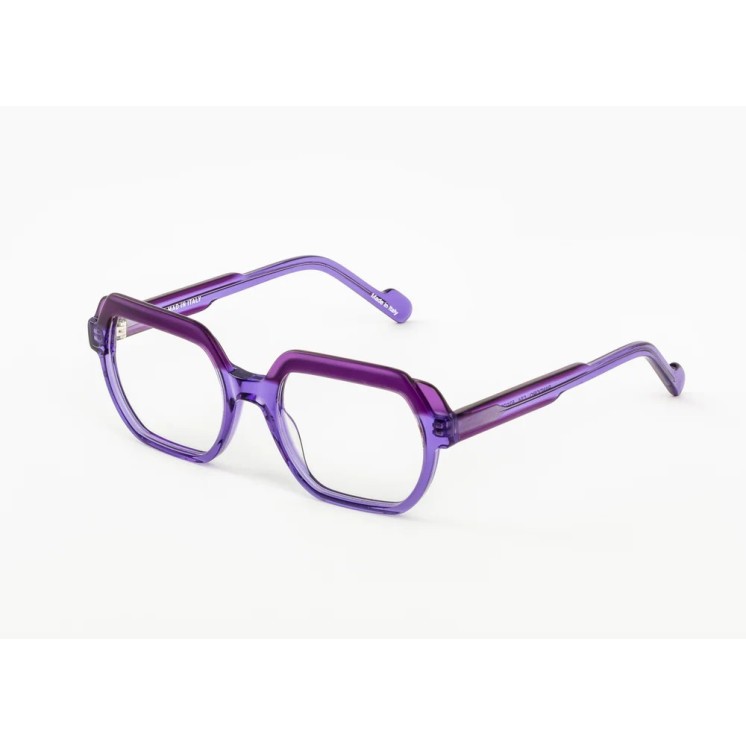 MAD IN ITALY Optical  Italian design and craftsmanship