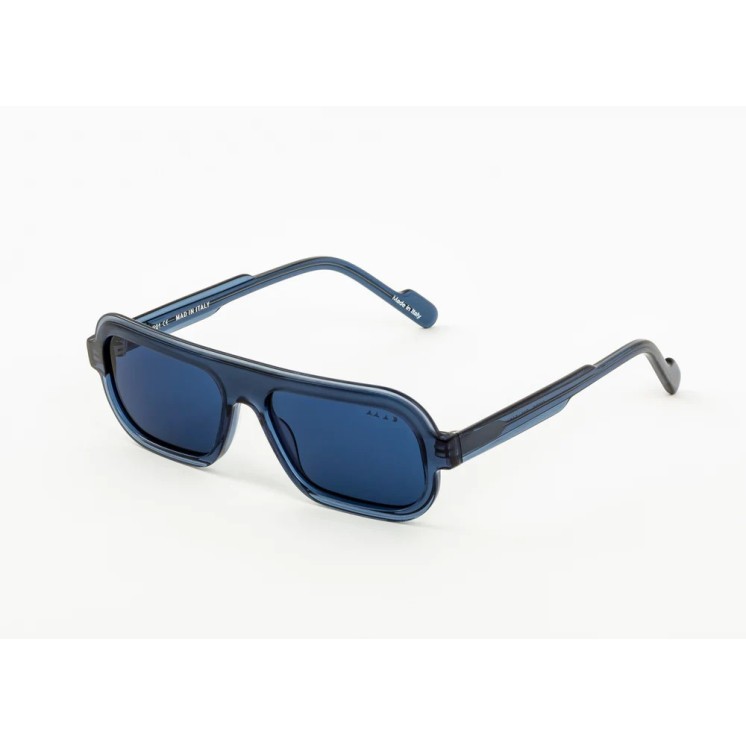 MAD IN ITALY Optical  Italian design and craftsmanship