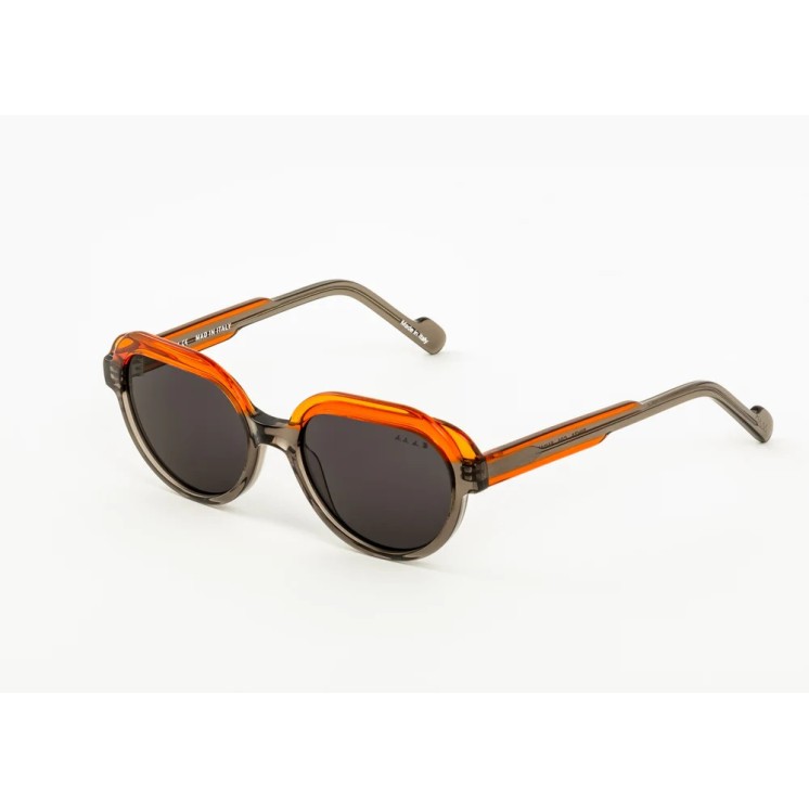 MAD IN ITALY Sunglasses  Italian design and craftsmanship