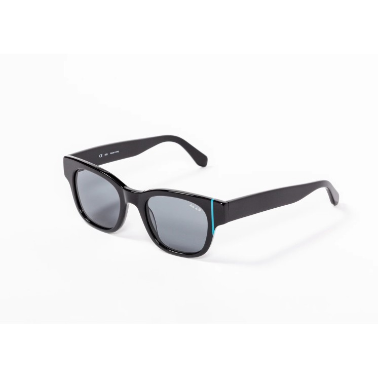 MAD IN ITALY Sunglasses  Italian design and craftsmanship